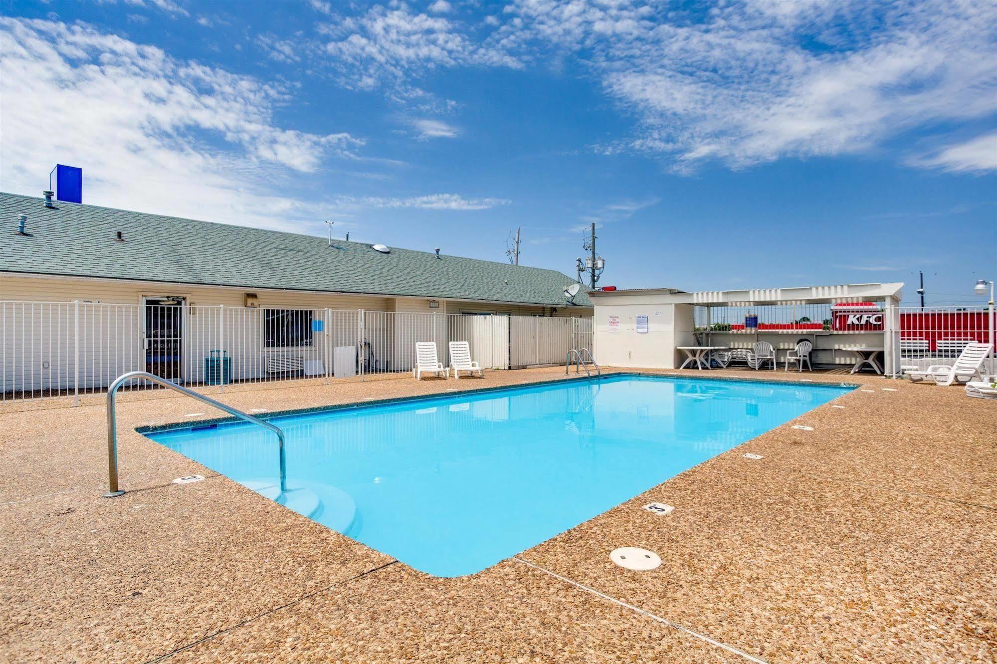 Motel 6-Fayetteville, Ar ภายนอก รูปภาพ